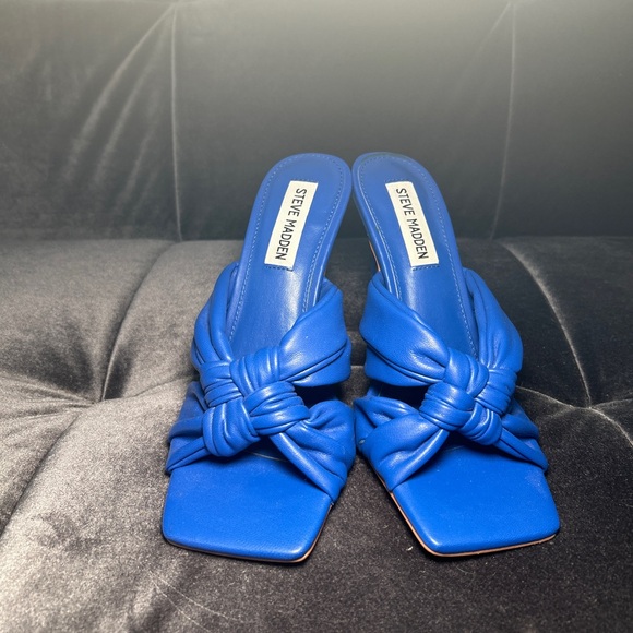 STEVE MADDEN square toe embellished heels size 6.5M - Picture 5 of 7